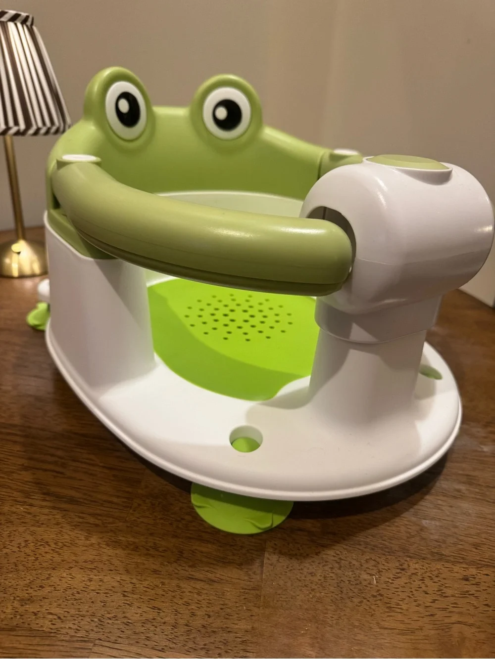 Baby Frog Bath Seat in Lime Green and White